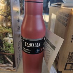 CamelBak Horizon 25 oz insulated stainless-steel wine bottle