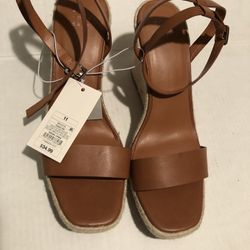 Beautiful Wedge Sandals Size 11 