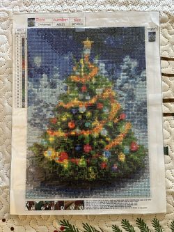 Christmas Tree Diamond Dots