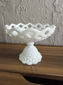 Vintage Imperial Footed Pedestal Milk Glass Compote Lace Edge Diamond Point Bowl