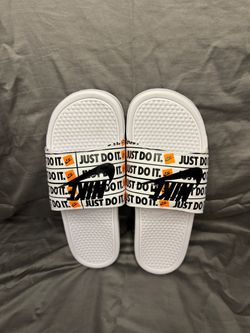 Nike Benassi JDI Slides