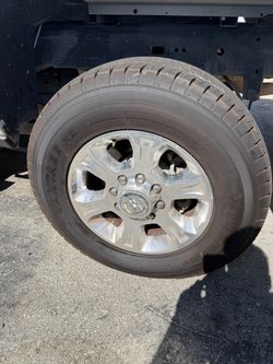 1 Tire Vantage HD LT275-70-18
