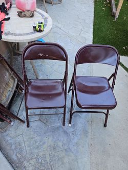 Folding chairs