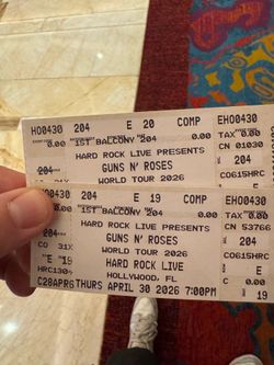 Guns and roses tickets 300 ea or 500 both
