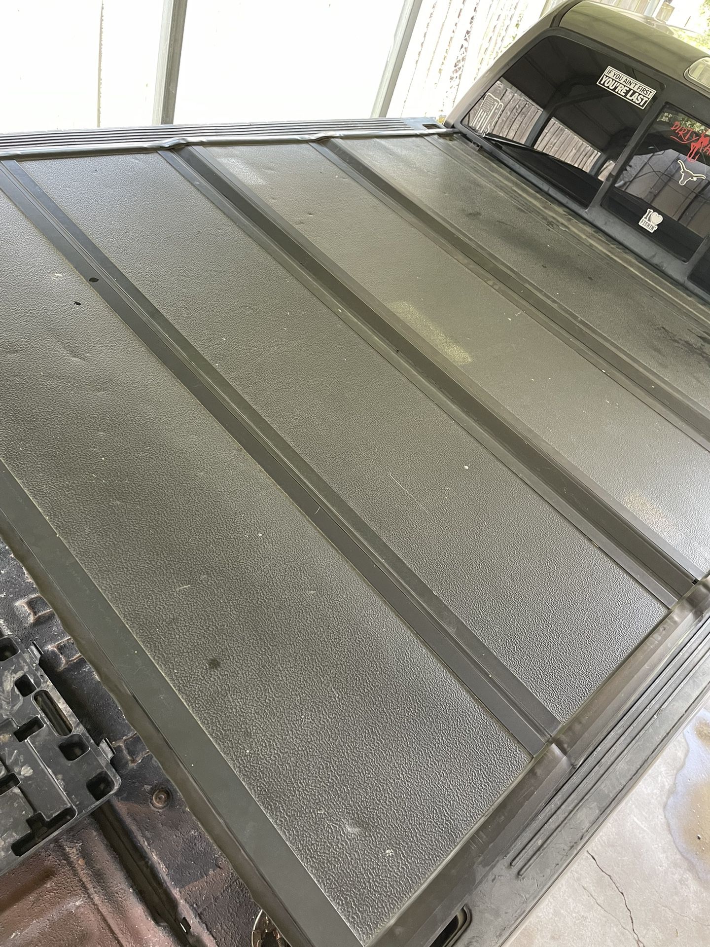 Bakflip Folding Hard Bed Cover