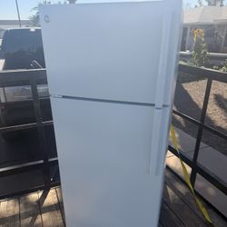 Refrigerator Top Freezer 30 Day Warranty 