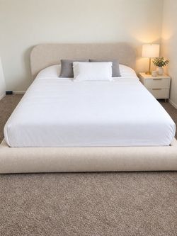New in box Upholstered Platform Bed Frame queen