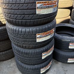 265/35/18 Arroyo Tires 