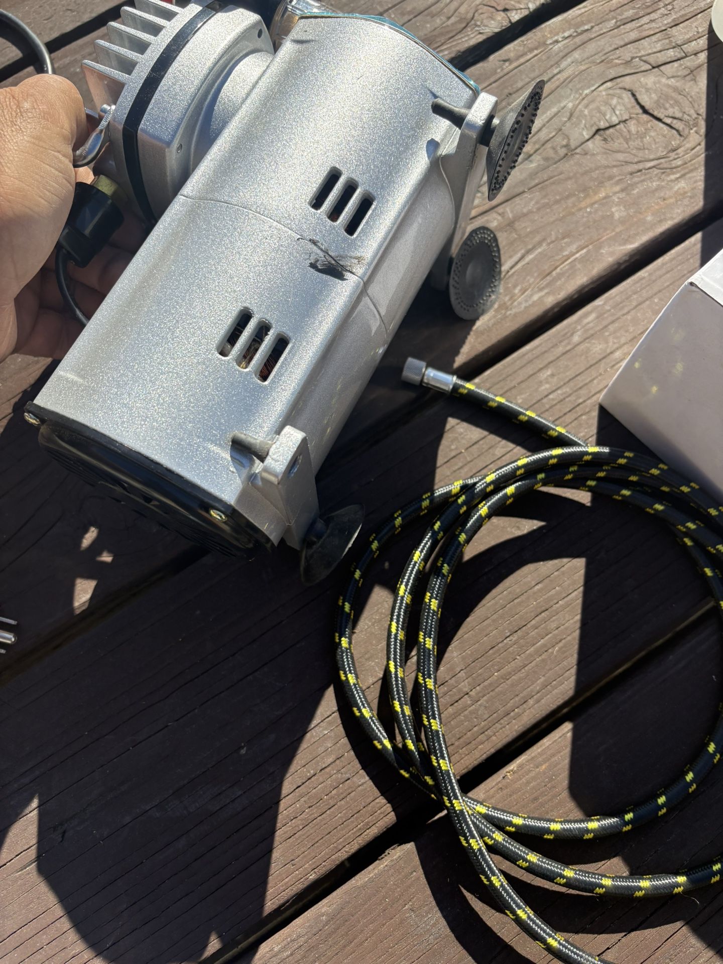 Master Air brush Kit With Lots Of accessories And Paint