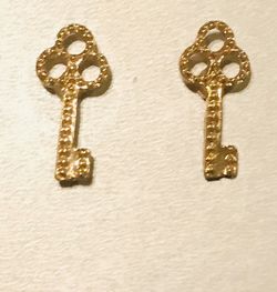 NEW Key-to-my-heart Earrings