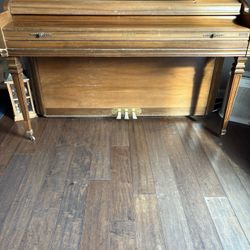 Kimball piano