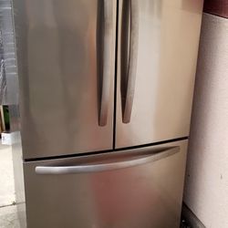 Frigidaire Refrigerator 