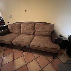 Bernhardt Couch