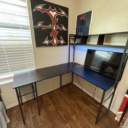 Desk For sale