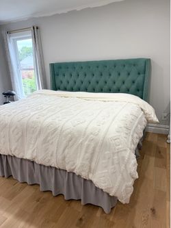 King Tufted Turquoise Nail Button Studded Wingback Headboard