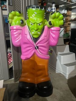 Vintage Frankenstein Menacing Monster Halloween Blow Mold