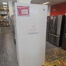 AMAZING GE UPRIGHT FREEZER 21 CU FT