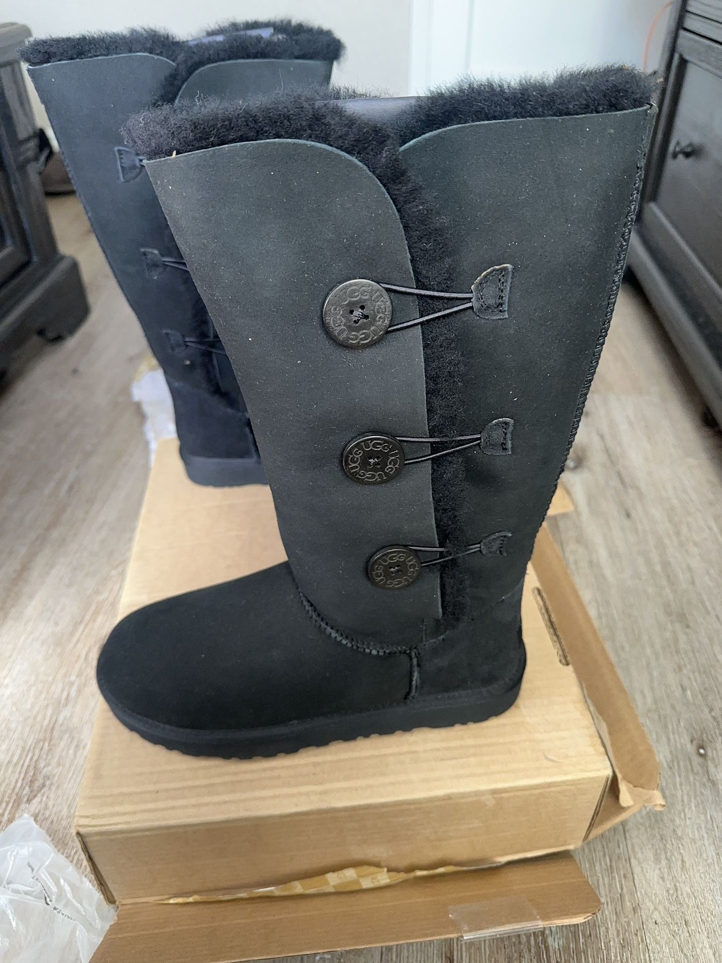 UGG BOOTS π’ ORIGINAL