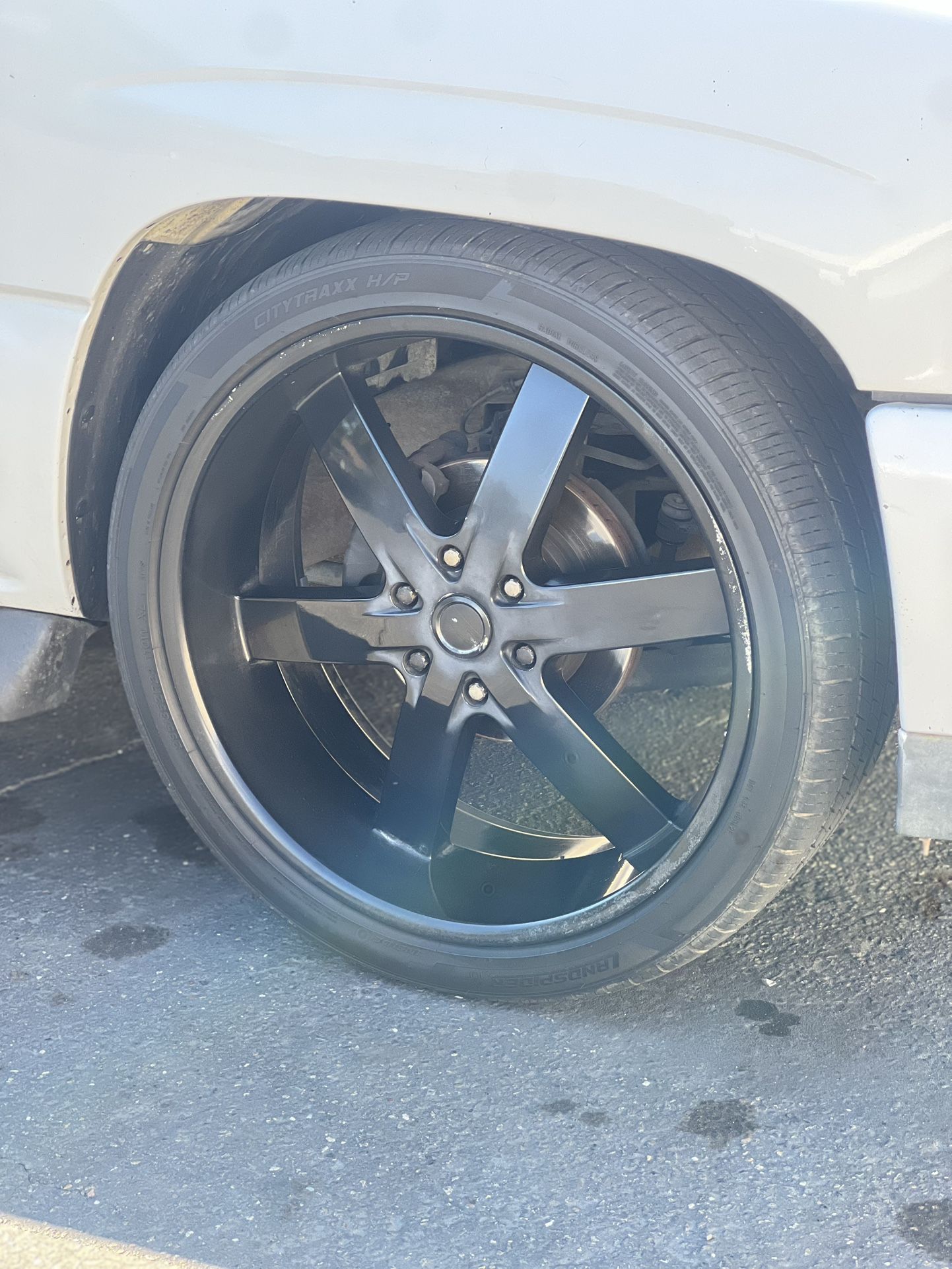 24in Rims Chevy/GMC 6 Lug