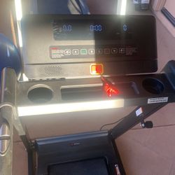 Treadmill 