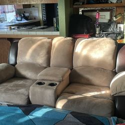 3 Peice Sofa Set Recliners / Coffe Table With Drawer And Glass/ & Flower Lamp Buddle