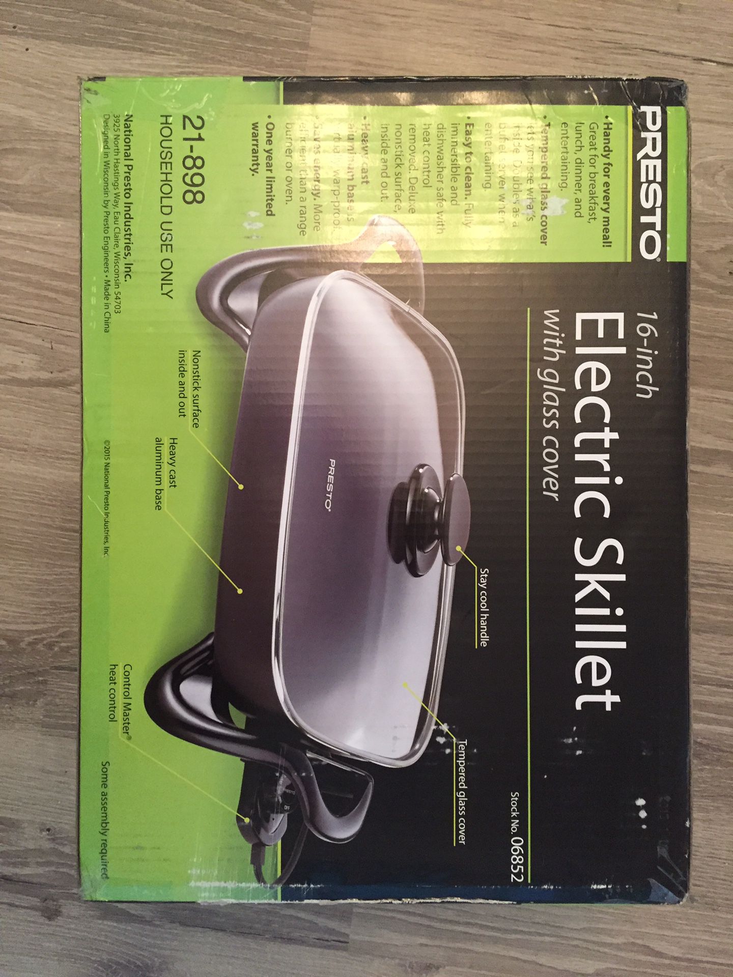 Brand new 16“ Electric skillet