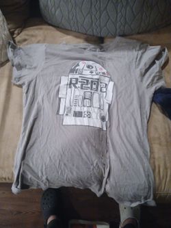 R2-D2 graphic tee size kids xl