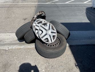 4 SET TIRES AND RIMS R-14