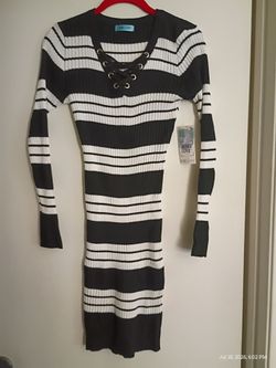 A junior form fitting dress size large