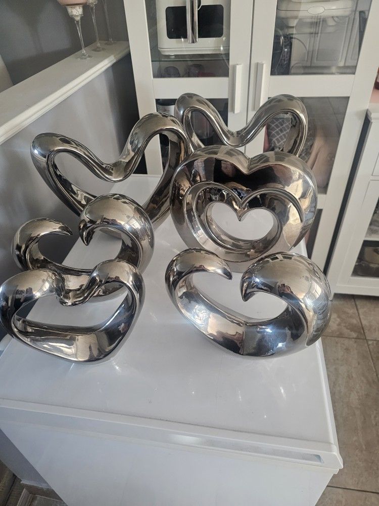 Lover’s Heart metallic Sculpture