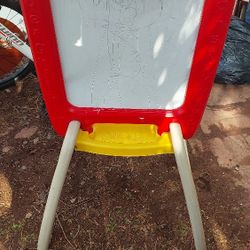 Kids White And Black Board Eisel Drawing