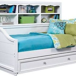 Rooms To Go Kids Black Bookshelf Bed With Trundle