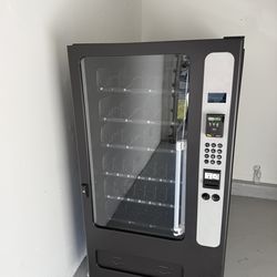 Usi 3504 snack vending machine