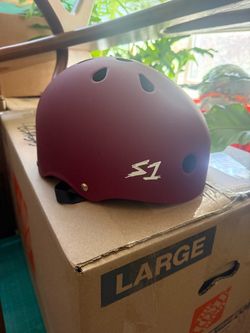 Medium S1 helmet (no impact)  - $10