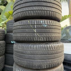 245 40 19 Vendo Un Set De Llantas Usadas En Excelente Condición 