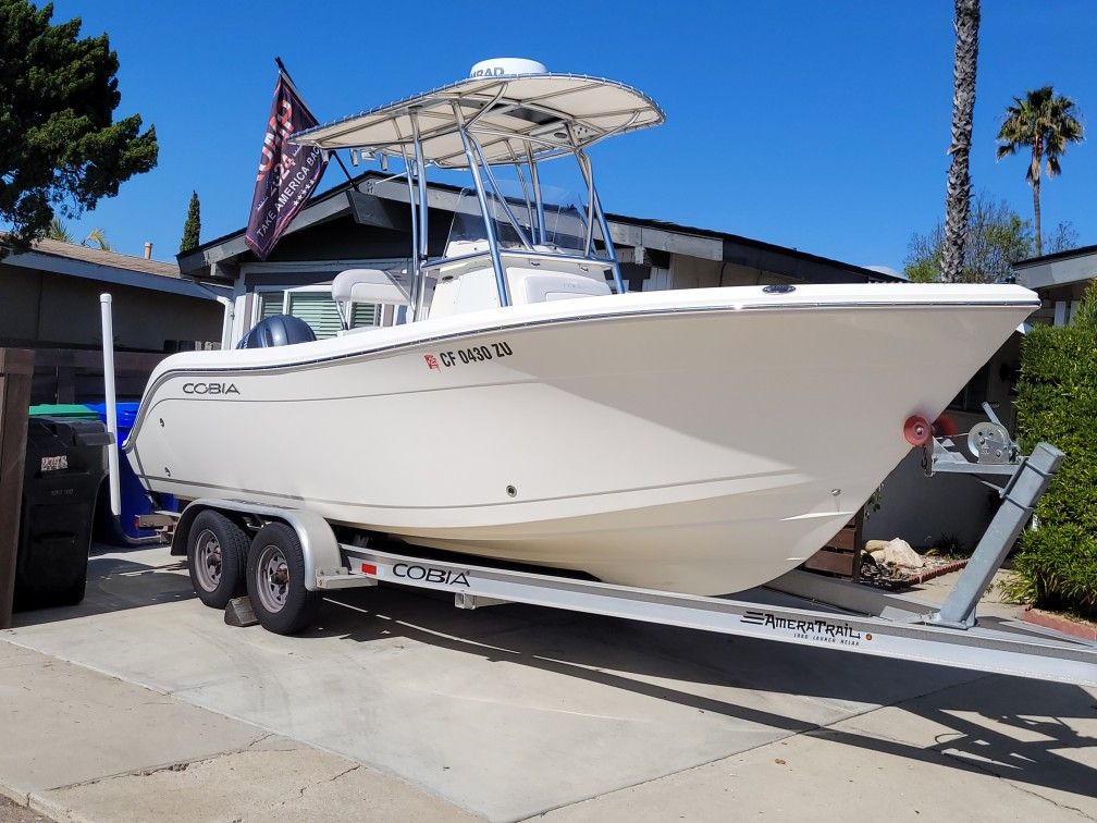 2018 Cobia boats 220CC