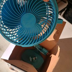 Two-in-1 Clip And Desk Fan