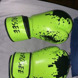 punching gloves 