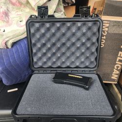 Pelican Storm Im2100