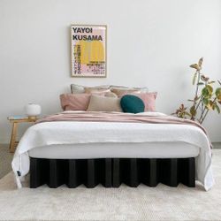 Queen size Yona Bed Frame (super resistant carboard)

 