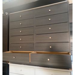 Dresser/ Twelve drawers dresser