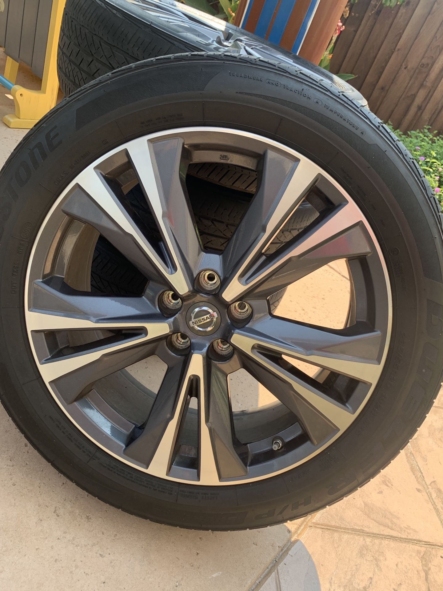 2017 Nissan Pathfinder rims