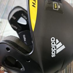 Brand new Kids baseball Captain helmet ⛑️ size 6-6.5