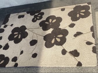 Encore Rug 7’7” X 10’6”