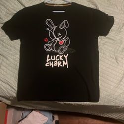 graphic tee 