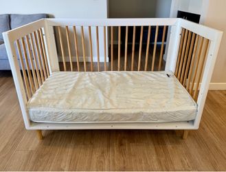Crib with Mattress (Serta)
