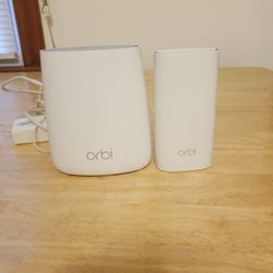 Orbi Wi-fi Booster. 