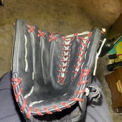 Rawlings Heart Of The Hide 13 Inch