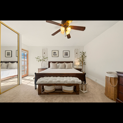 King Bedroom Set - Excellent Condition $750