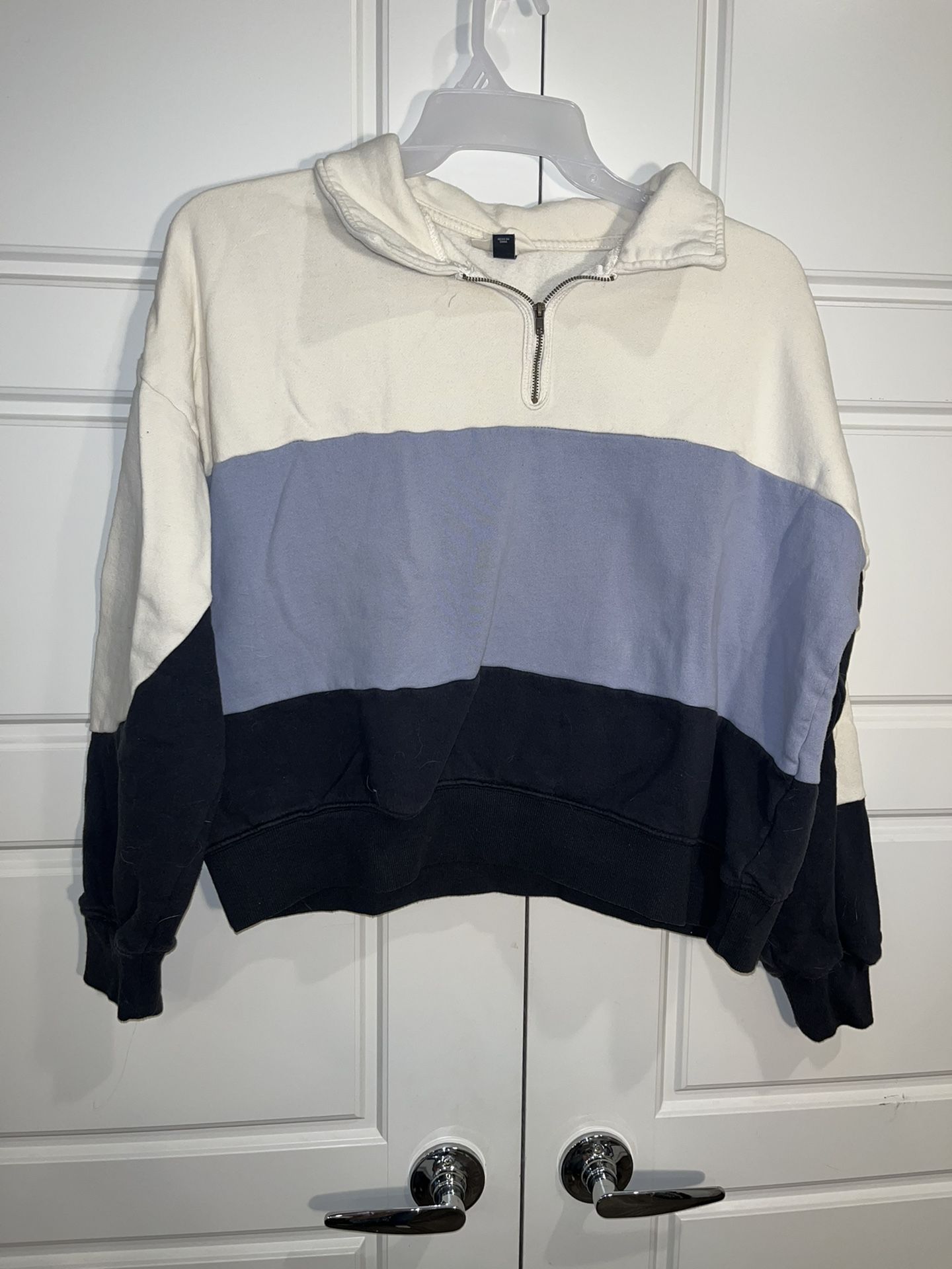 1/4 Zip Cropped Sweatshirt